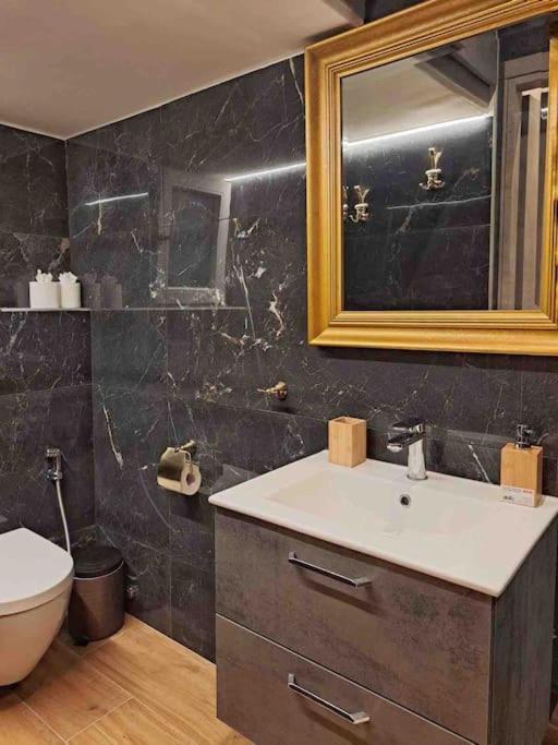 Royal Blue Grand Suite No 4 Piraeus Port Kültér fotó